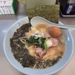 岩のりラーメン味玉トッピング