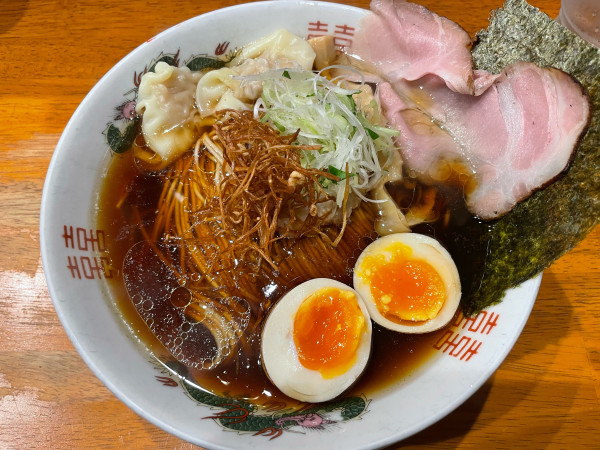 「特製醤油中華そば」@中華そば やいろ亭の写真