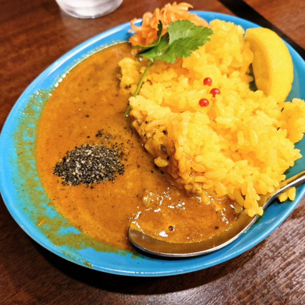 「背脂煮干ラーメン(醤油)+スパイスカレー(ハーフ)」@GANCON NOODLEの写真