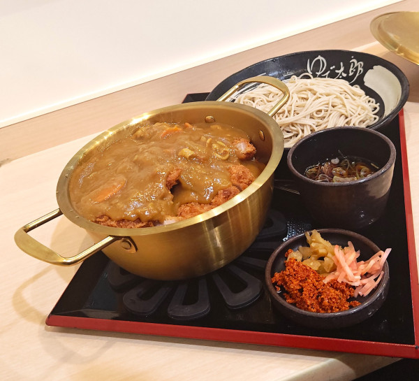 「倍盛鍋カツカレーセット」@ゆで太郎 錦町店の写真