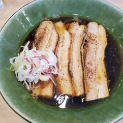 炙りチャーシューメン（醤油）