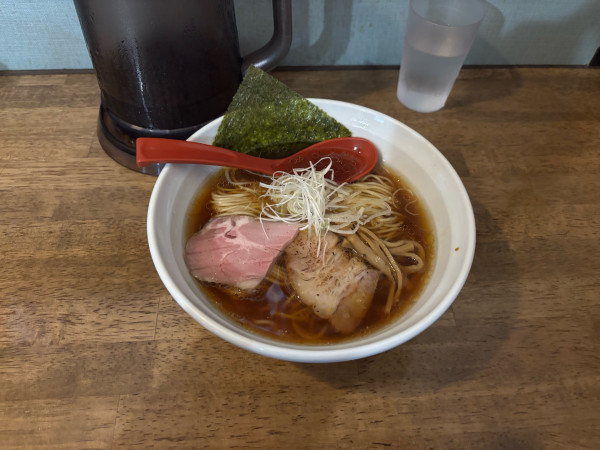 「生醤油ラーメン」@めん屋 平右衛門の写真