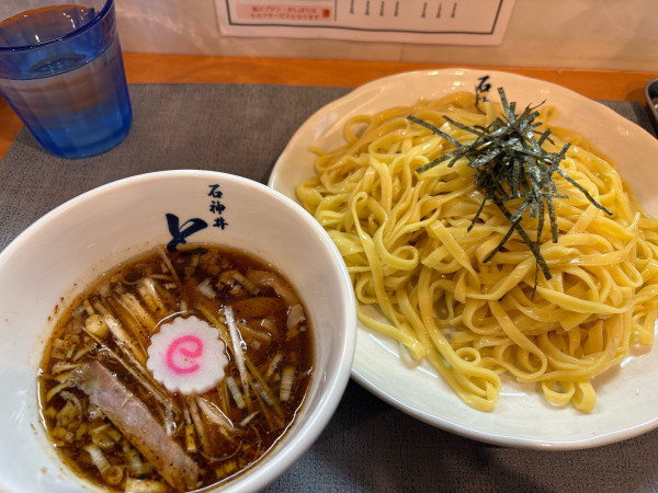 「つけ麺（950円）＋麺変更：限定麺※つけ麺限（50円）」@石神井とらの写真