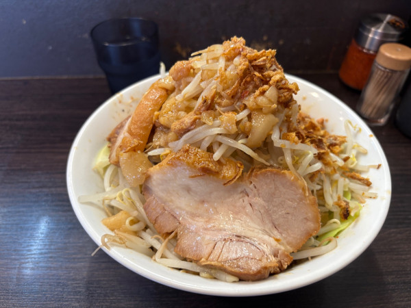 「汁なし200g」@六麓 豚らーめんの写真