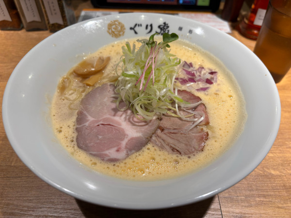 「海老パタラーメン 大盛り 1067円」@麺処ぐり虎 イオンモールナゴヤドーム前店の写真