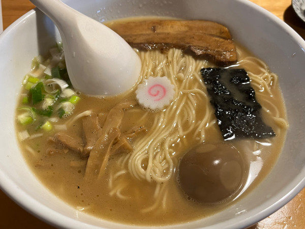 「バカうまラーメン（大）」@自然派ラーメン 花の季の写真
