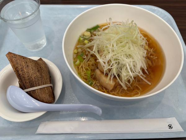 「角煮麺　チマキつき」@香港飲茶楼ル・パルク ビッグサイト店の写真
