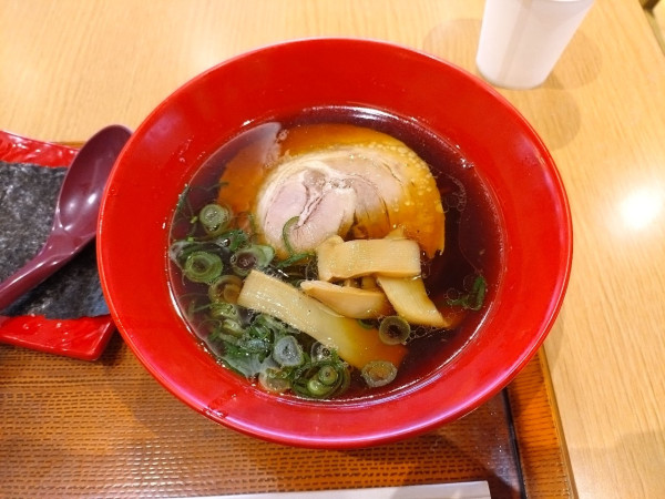 「正油ラーメン820円」@鈴鹿らーめん 啜乱会の写真