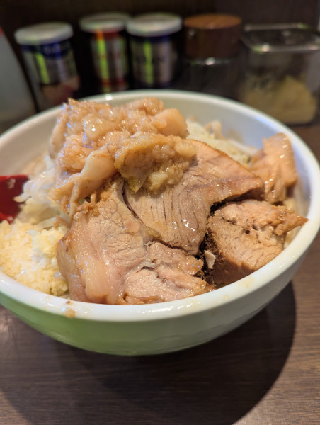 「ラーメン(大)800g」@ラーメンイエロー 狛江店の写真