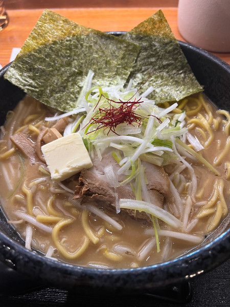 「味噌ラーメン  バター」@麺場 もっけいの写真