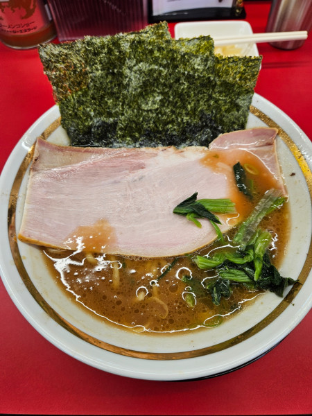 「ラーメン(並)」@王道家直伝 との丸家 富里店の写真