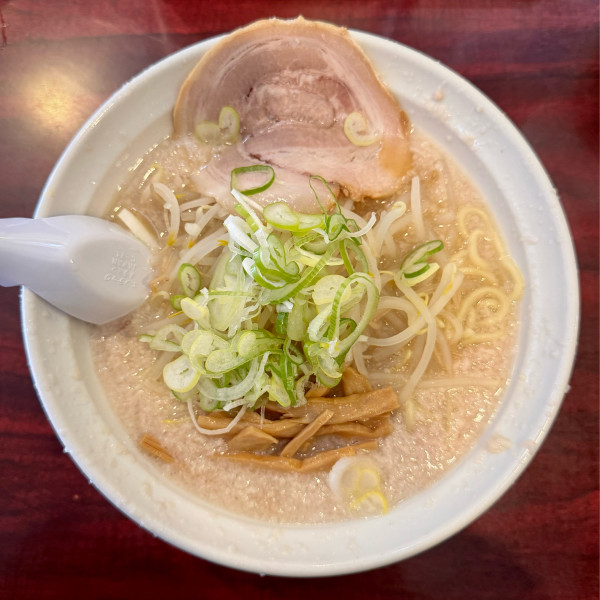 「しょうゆらーめん（900円）」@こってりらーめん なりたけ TOKYOの写真