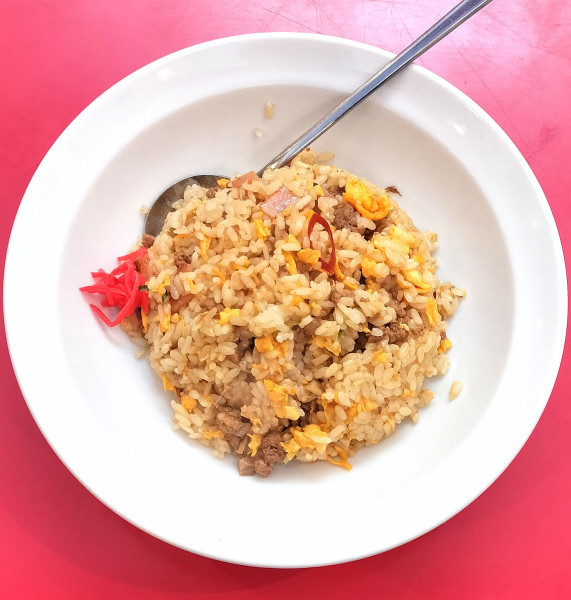 「台湾チャーハン＋麻辣刀削麺セット 950円」@幸福食堂の写真