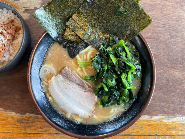 「とき卵ラーメン ¥1050 ほうれん草 ¥150」@ラーメン 大山家の写真