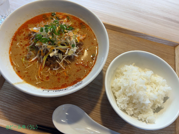 「ランチメニュー・担々麺(1000円)ごはんで」@中国菜はつがい麻婆豆腐店の写真