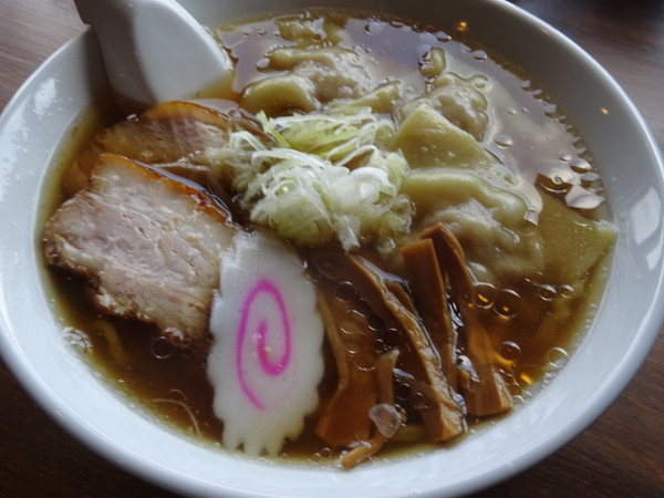 「雲呑中華そば　1,150円」@手打ち中華そば とりやの写真