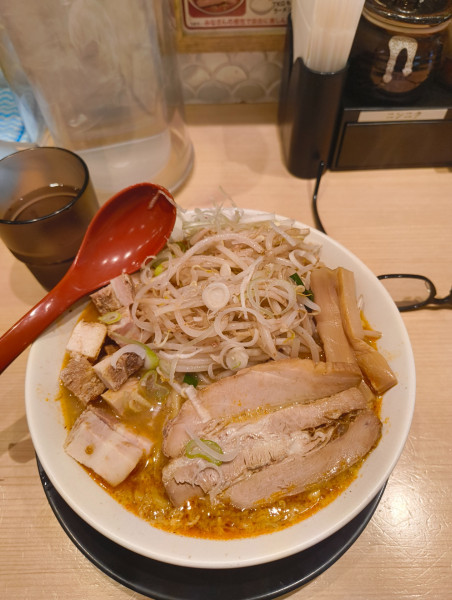 「あえめん+チャーシュー　1180円」@味噌麺処 花道庵 川崎平間店の写真