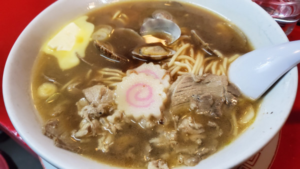 「あさり醤油バター」@末廣ラーメン本舗 秋田駅前分店の写真