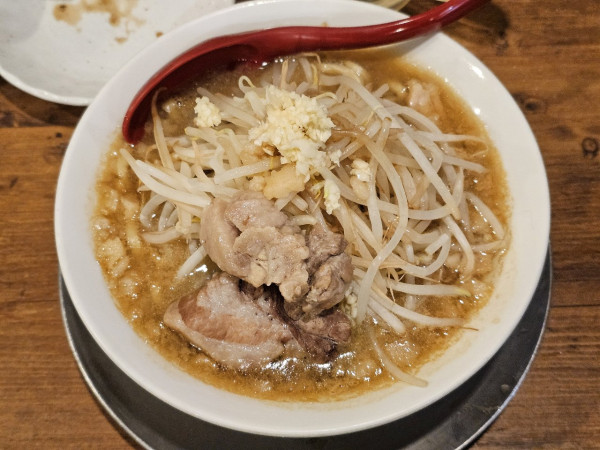 「ド乳化濃厚二郎そば」@立ち呑み居酒屋 金町製麺の写真