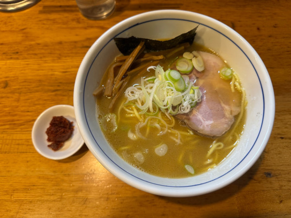 「辛味らーめん(辛味別皿) 1100円」@麺屋はし本の写真