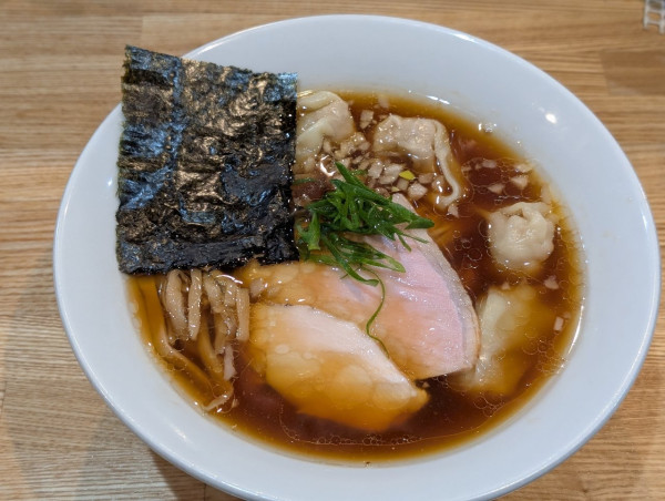 「ワンタン醤油」@RAMEN TOMOの写真