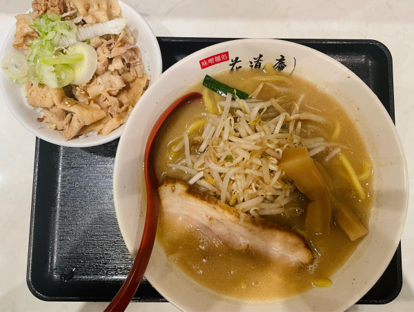 「味噌ラーメン、ミニ豚丼」@味噌麺処 花道庵 東京ラーメンストリート店の写真