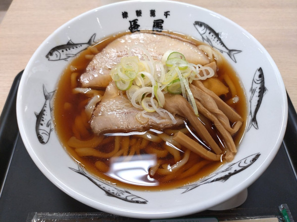 「津軽煮干しラーメン（手打ち）850円」@長尾中華そば 大船店の写真