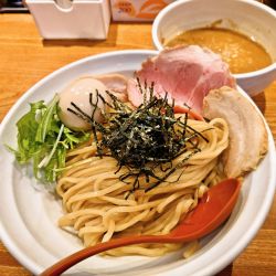 20食限定　濃厚牡蠣つけ麺