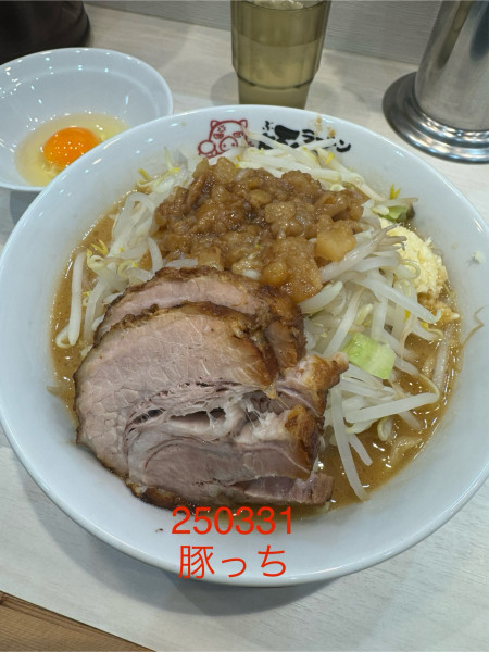 「ラーメン中＋生玉子　980+50」@ラーメン 豚っちの写真