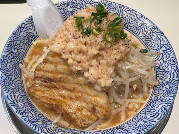 「らーめん 中盛」@らーめん 凌駕の写真