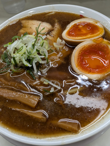 「中華そば・煮卵増し」@中華そば きくたにの写真