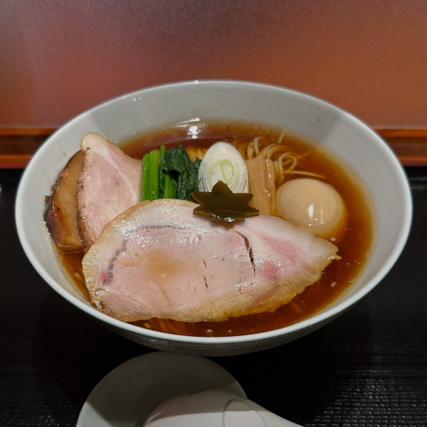 「特製中華そば」@食煅 もみじの写真