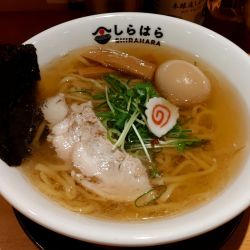 貝出汁らぁーめん、味玉（990円）