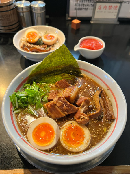 「八丁味噌のらーめん feat.蕃茄」@麺坊 炗の写真