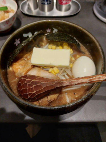 「特製みそこってりらーめん＋バター＋みそ背脂ごはん」@桜田みそらの写真