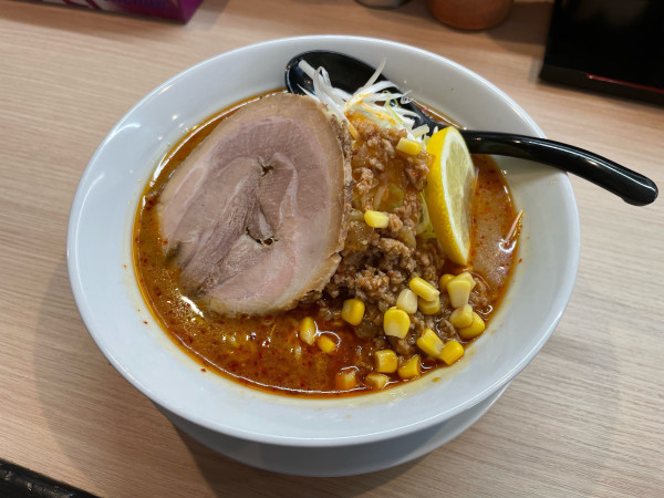 「火山らーめん」@旭川らあめん やまるの写真