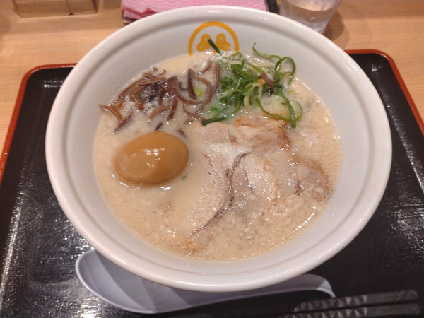 「豚骨味玉¥1000-」@TOKYO 豚骨 BASE MADE by 一風堂 神田店の写真