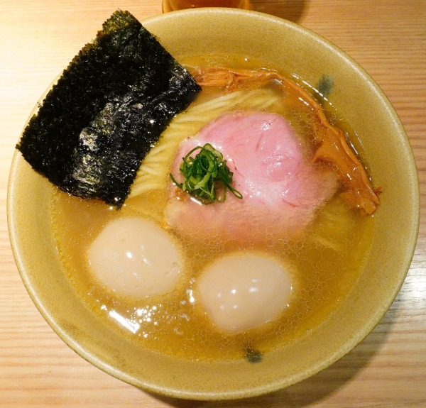 「塩そば（味玉入り）＋生ビール」@Ramen にじゅうぶんのいちの写真