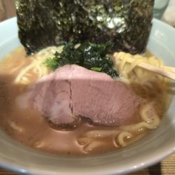 ラーメン並(好みすべて普通)(900)