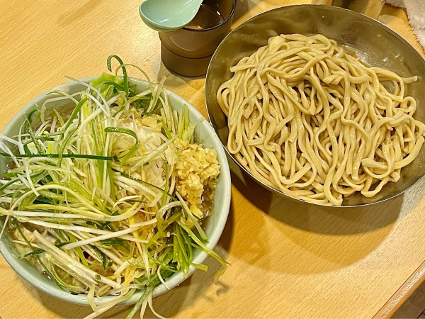 「小つけ麺 しょうが ネギ お魚天国(煮干しに変更)」@ラーメン二郎 八王子野猿街道店2の写真