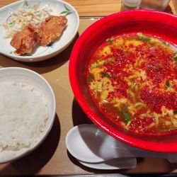 【辛さ3倍】辛うま麺とから揚げの定食