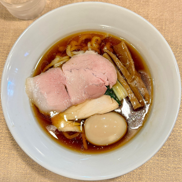 「味玉醤油らーめん」@手打ち カドワキの写真