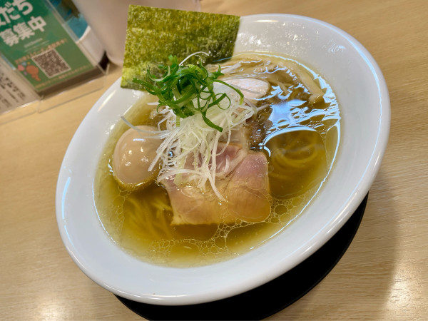 「特製鶏らぁめん(白醤油)」@麺屋 いちょうの写真