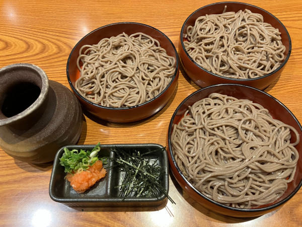 「割子そば3段 924円」@三代目網元 魚鮮水産 出雲市駅南口店の写真