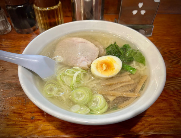 「塩ラーメン(780¥)」@元祖 札幌や 東海店の写真