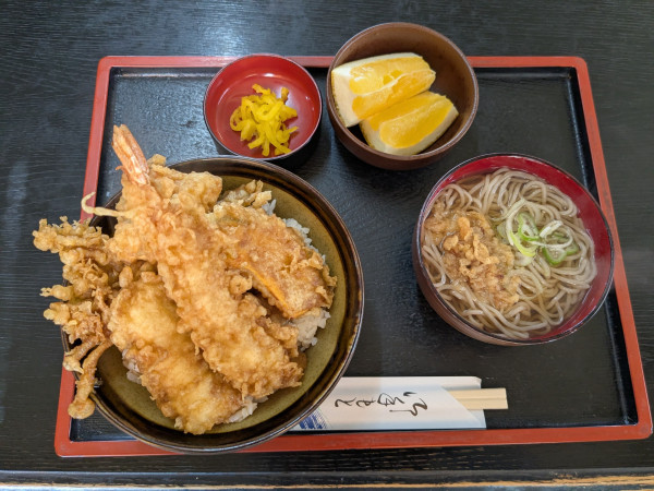 「天丼￥1100そばつき」@村岡の写真
