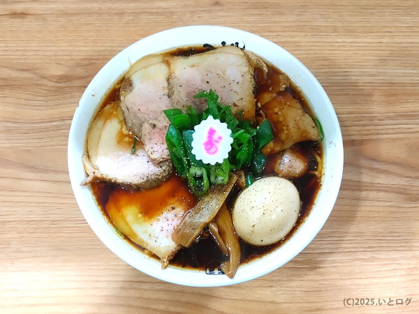 「中華そば(大)・肉増し・味付半熟煮玉子」@麺屋 丈六の写真