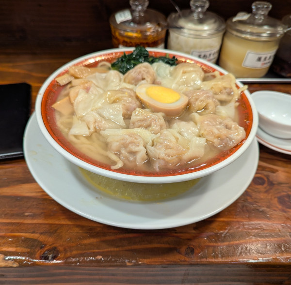 「広州わんたんめん（塩・太麺）」@広州市場 西新宿店の写真