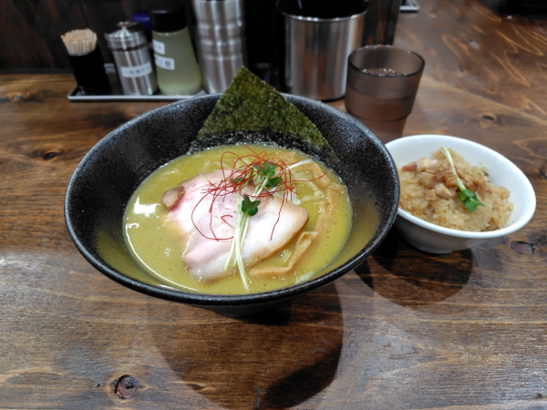 「濃厚牡蠣ソバ貝めしセット¥1220」@貝だしラーメン 貝ガラ屋 町田の写真