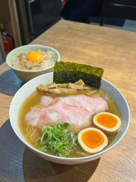 「貝出汁山椒ラーめん」@貝出汁ラーめん クラムの写真